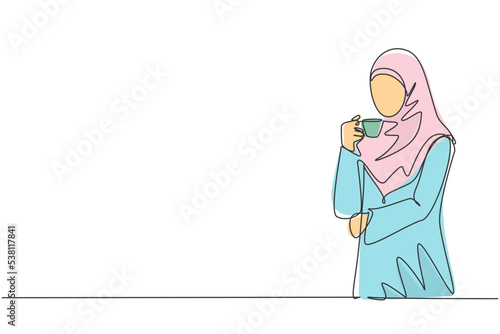 One continuous line drawing of young muslimah businesswoman thinking business ideas while holding a cup of coffee. Saudi Arabian female with vel and hijab. One line drawing illustration