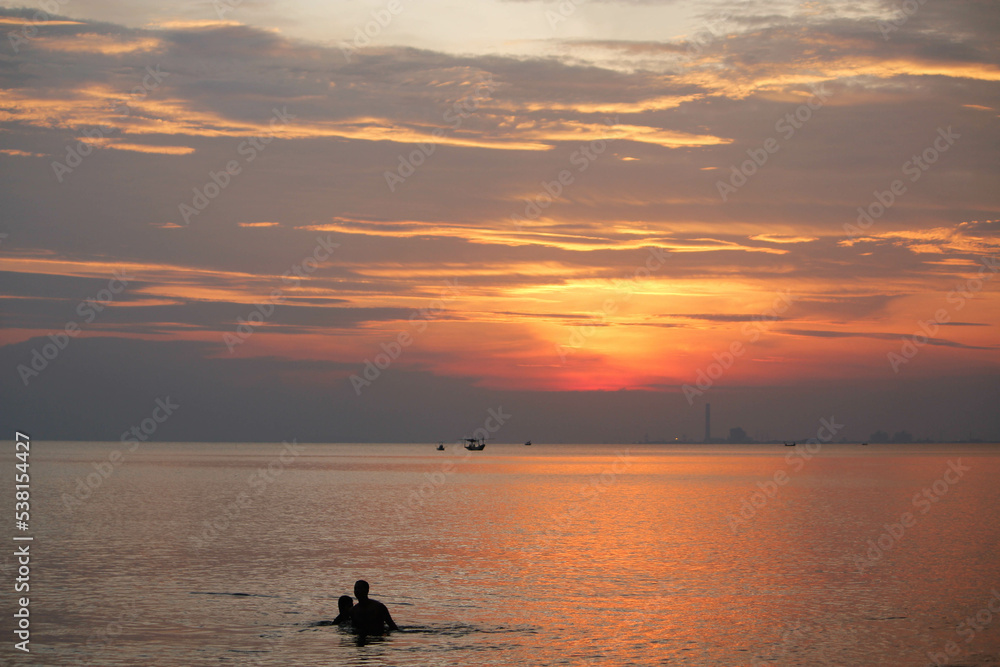 Fototapeta premium sunset at the sea