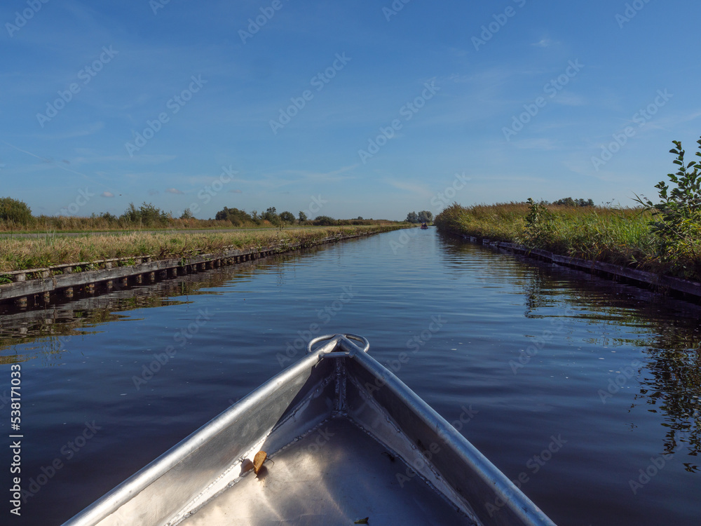 Das Dorf Giethoorn in den Niiederlanden