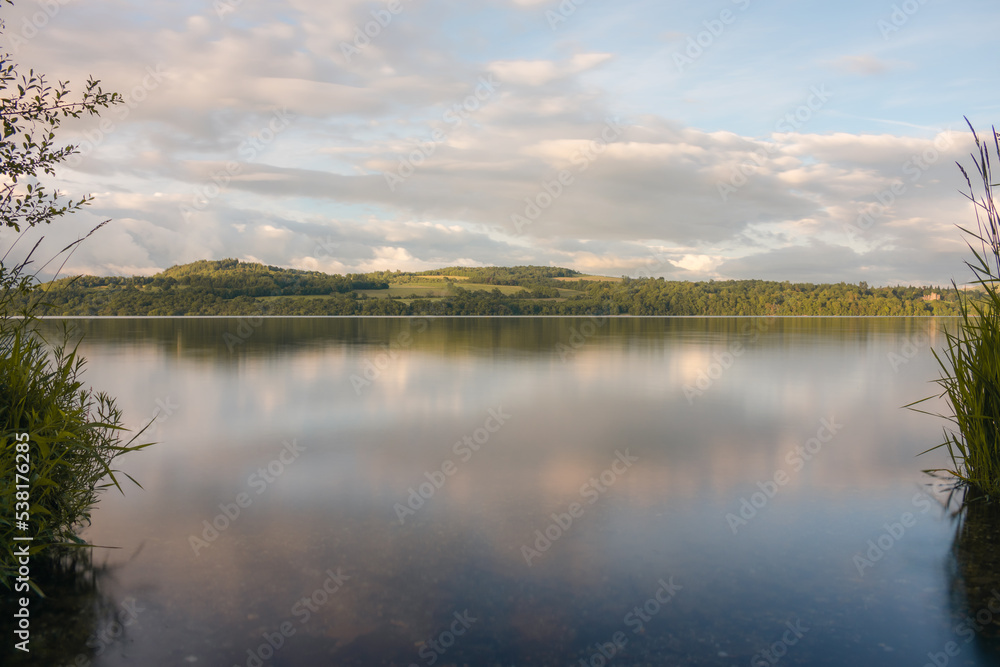 Fototapeta premium Beautifully calm Loch Lomond 