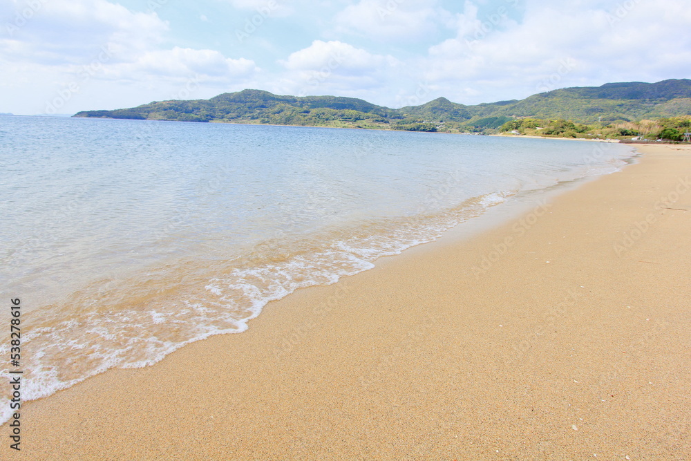 静かな浜辺