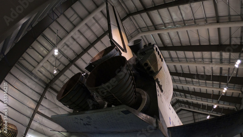 Obraz na płótnie Los Angeles, California, USA, June 20, 2022: NASA's retired space shuttle Endeavour propulsion system on exhibit in the California Science Center's Samuel Oschin Display Pavilion in Los Angeles. w salonie