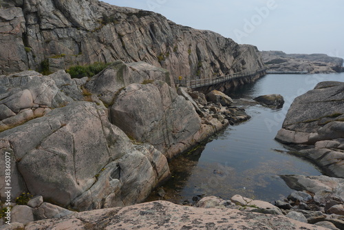 rocks in the sea in smögen, sweden © danieldefotograaf