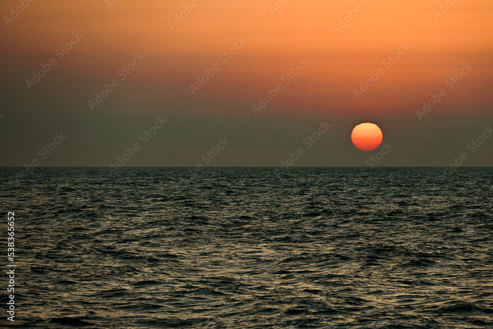 sonnenaufgang im Rotem Meer