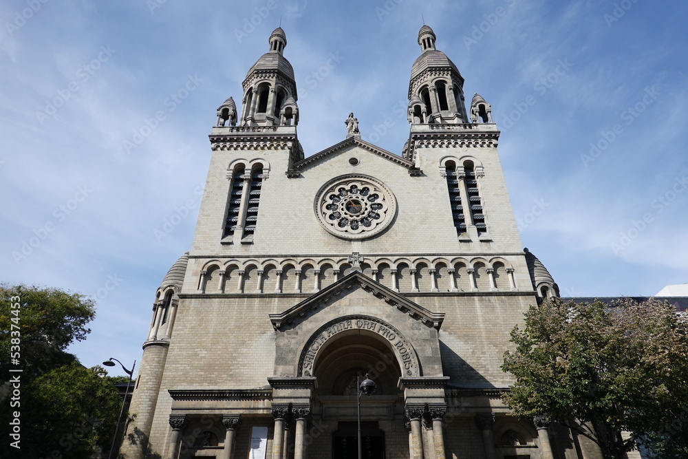 Eglise Sainte-Anne de la Butte-aux-Cailles à Paris Eglise Sainte-Anne de la Butte-aux-Cailles à Paris