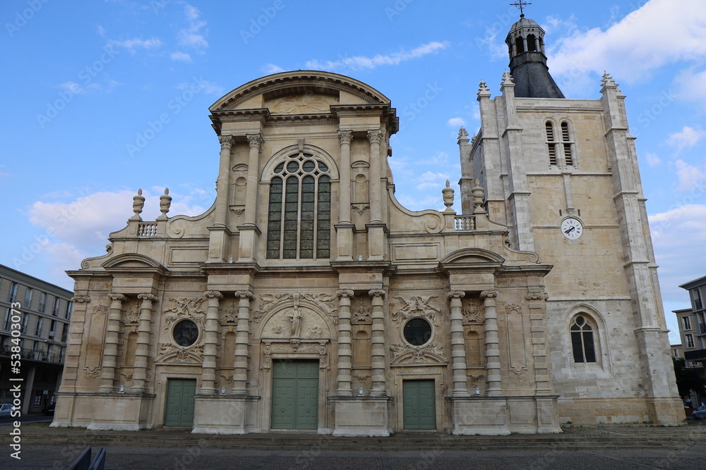 La cathédrale Notre Dame, vue de l'extérieur, ville du Havre, département de Seine Maritime, France