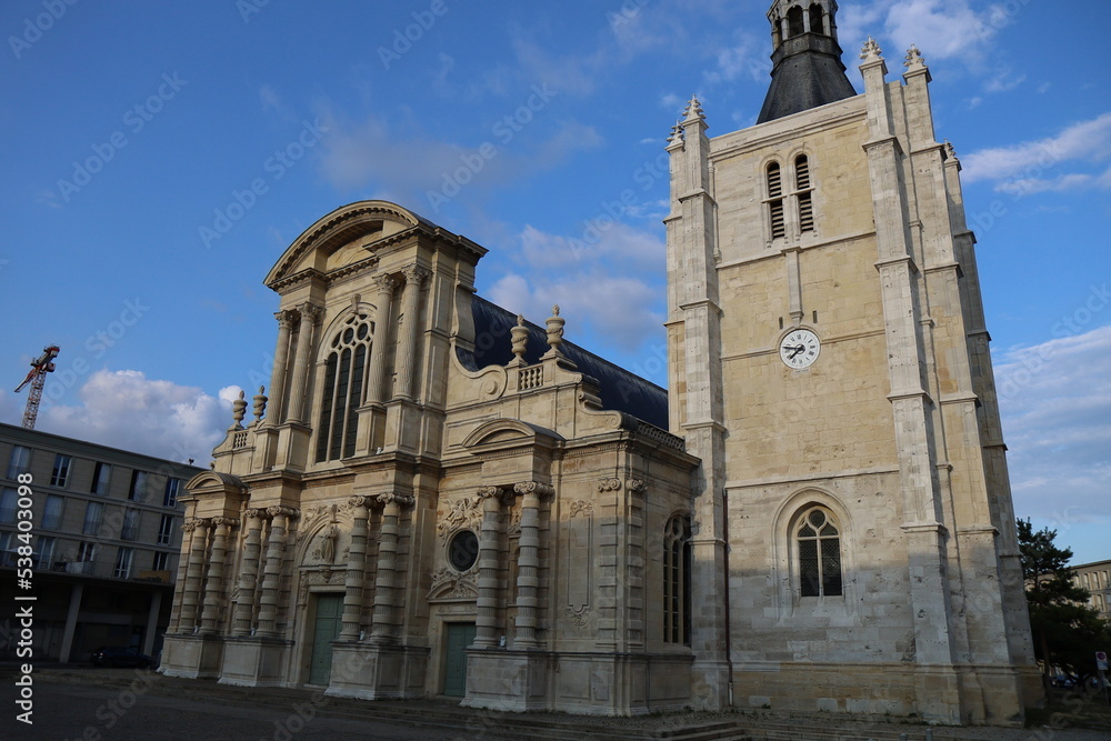 La cathédrale Notre Dame, vue de l'extérieur, ville du Havre, département de Seine Maritime, France