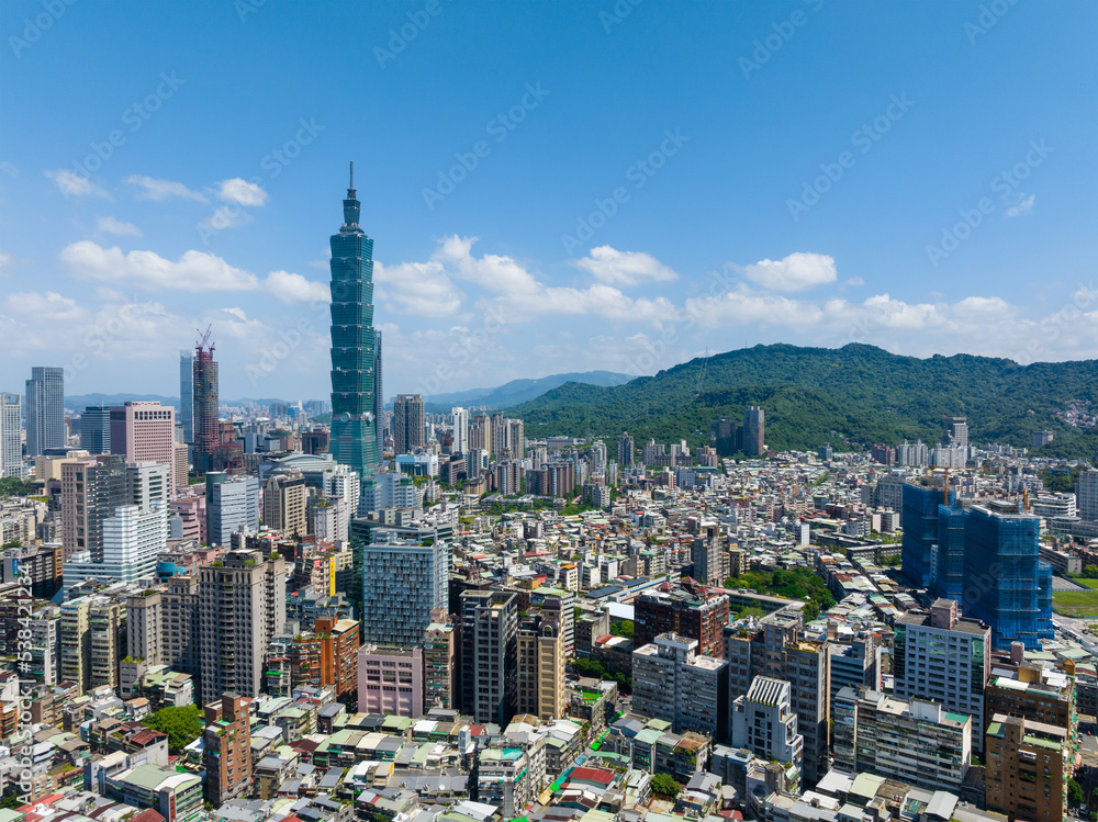 Naklejka premium Taipei city skyline in Taiwan