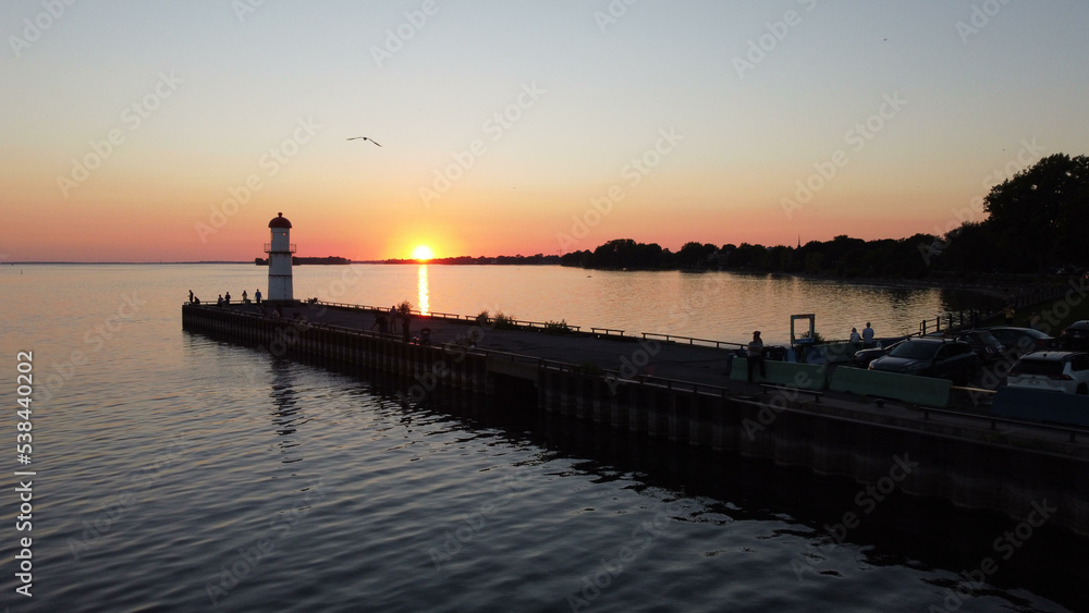 Lachine (QC) lighthouse sunset view