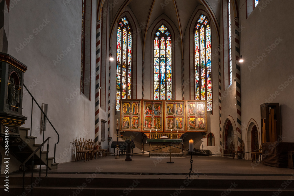pulpit, choir and double-winged altar of the Jacobi Church in Goettingen