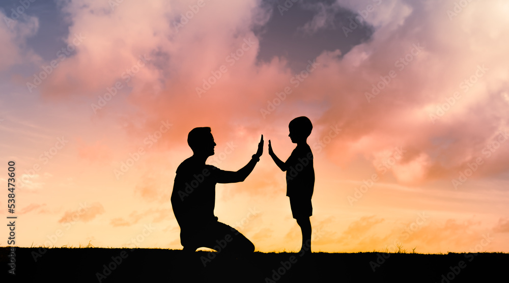 © kieferpix - Happy father son child moment. Good parenting, and happy family concept.