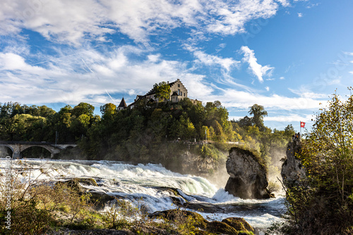 SCHLOSS LAUFEN AM RHEINFALL im Herbst 2022