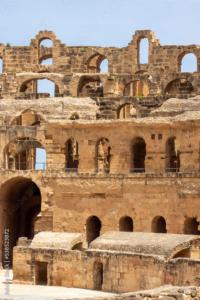 Naklejka premium Multistory ruins of the ancient roman era amphitheatre, El Djem, Tunisia