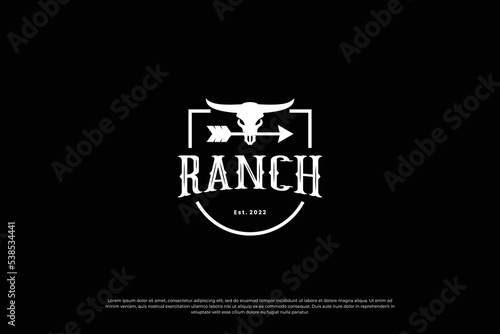 Vintage label longhorn, buffalo, bull logo design. cattle ranch logo template.