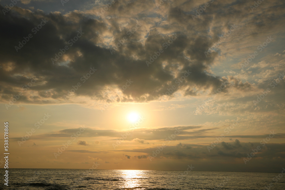 Fototapeta premium Picturesque view of sky with beautiful clouds over sea
