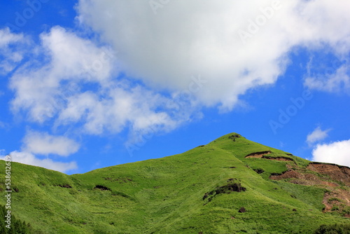 初夏の山頂 