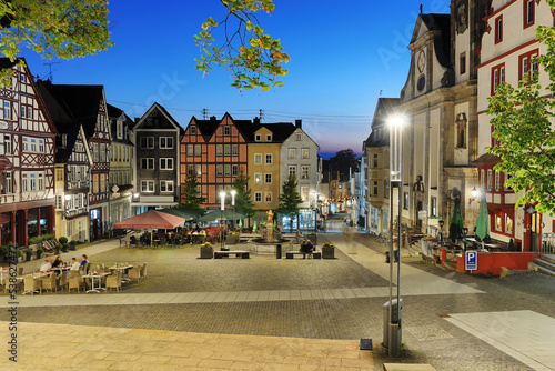 Hachenburg alter Markt zur blauen Stunde