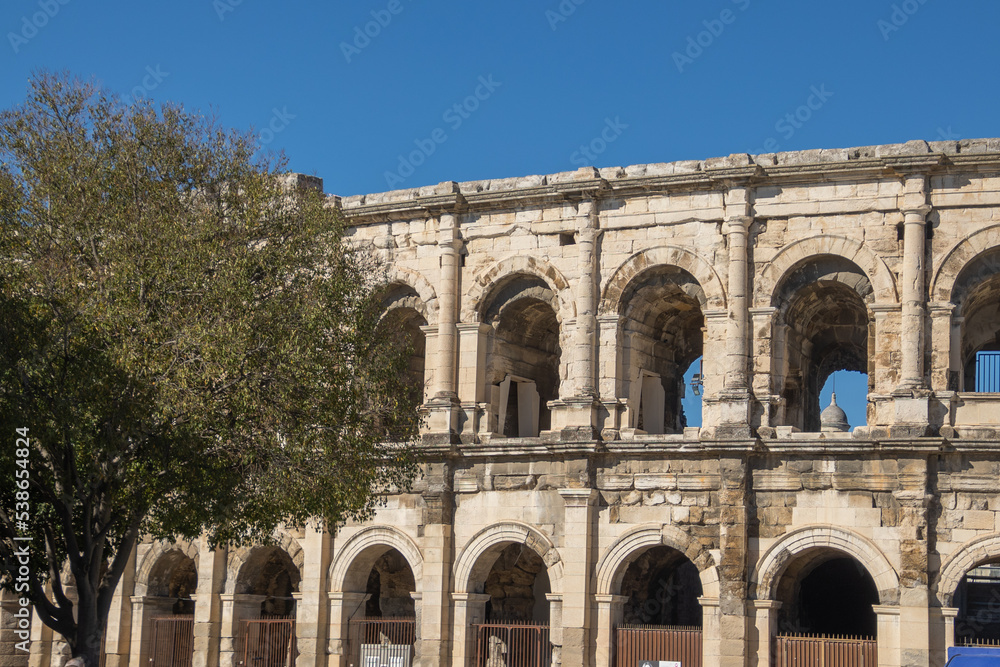 Arènes de Nîmes dans le Gard en Languedoc, Occitanie, France