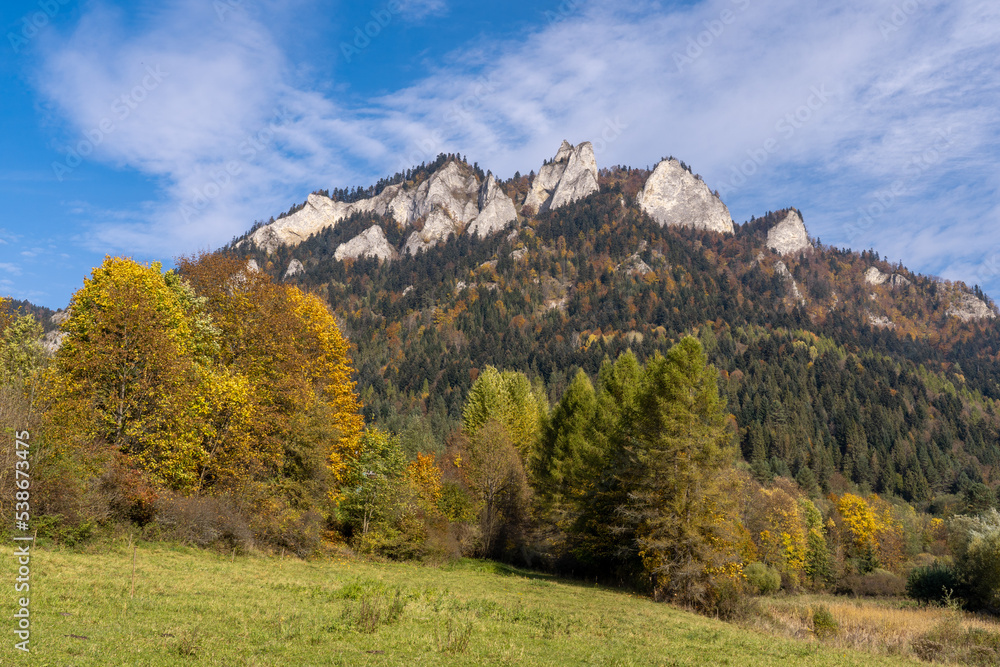 Widok na Trzy Korony. View of Trzy Korony.