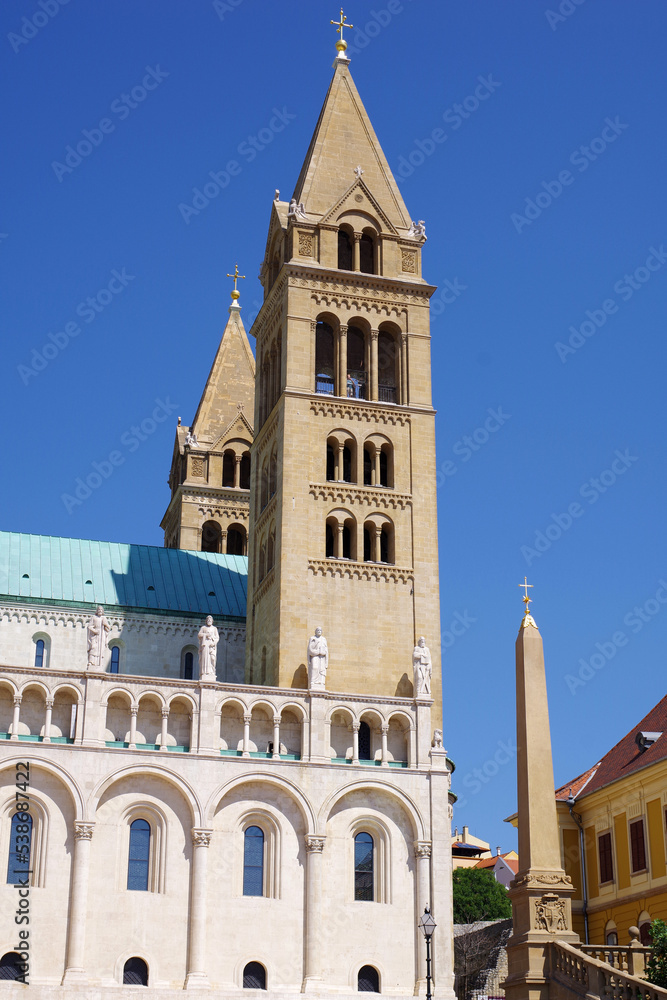 Fototapeta premium Cathédrale de Pécs, Hongrie