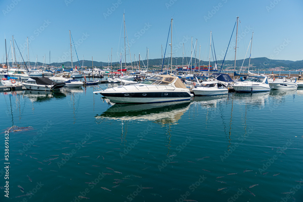 puerto de vigo barcos yates barcas 2022 puerto de vigo barcos yates barcas 2022