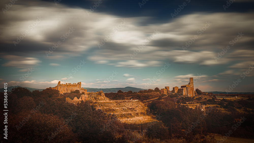 Obraz premium ancient countryside village landscape Tuscany Italy