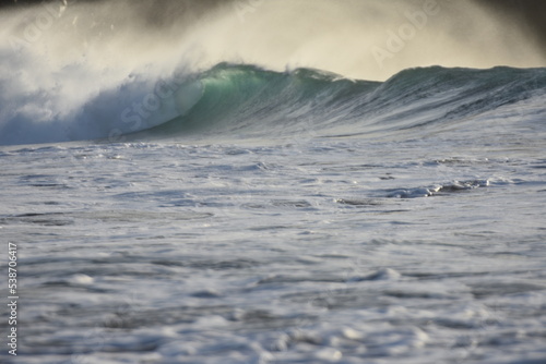 The sea brings out its most beautiful waves for surfing