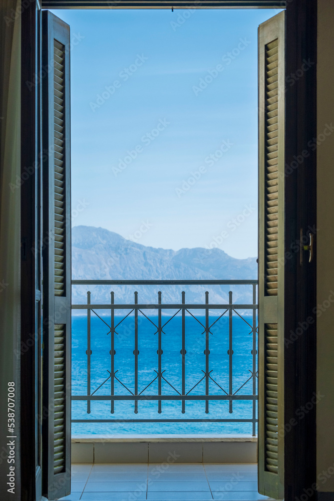 Fotografie view from the window to the sea