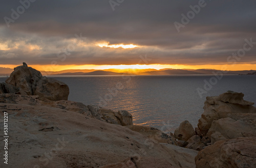 Sardegna, Arcipelago di La Maddalena, tramonto sulle rocce