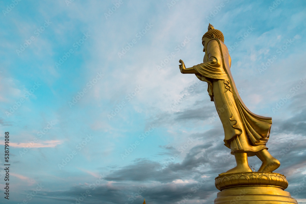 Fototapeta premium Buddha and sky background
