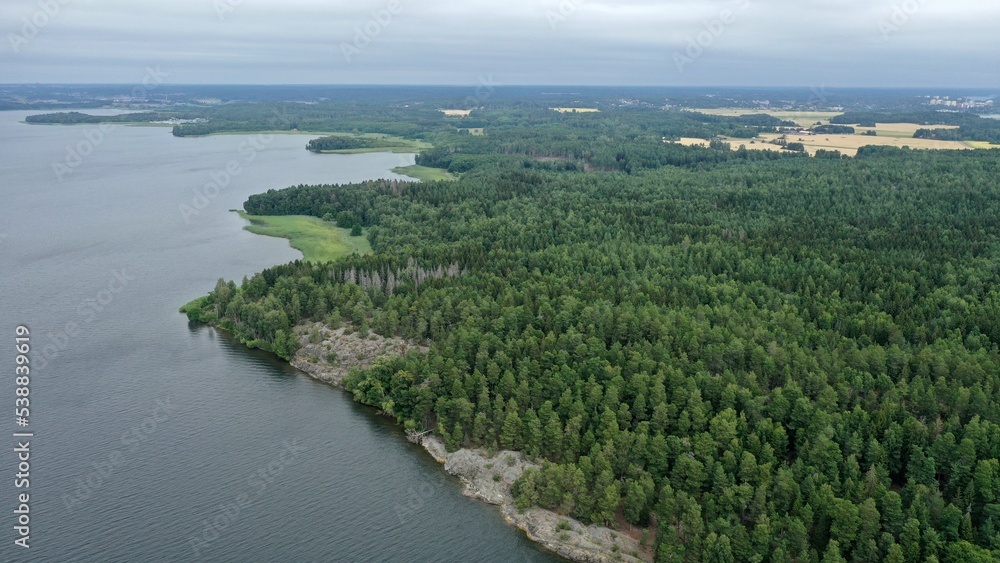 sur les bords du lac Mälar (Mälaren) en Suède	