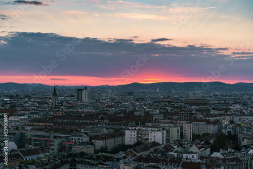 sunset over the city Vienna © Hannes