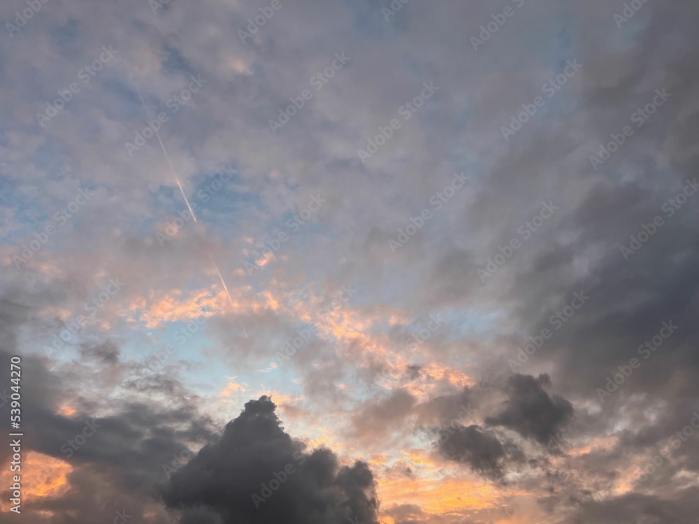 Picturesque view of cloudy sky at sunset