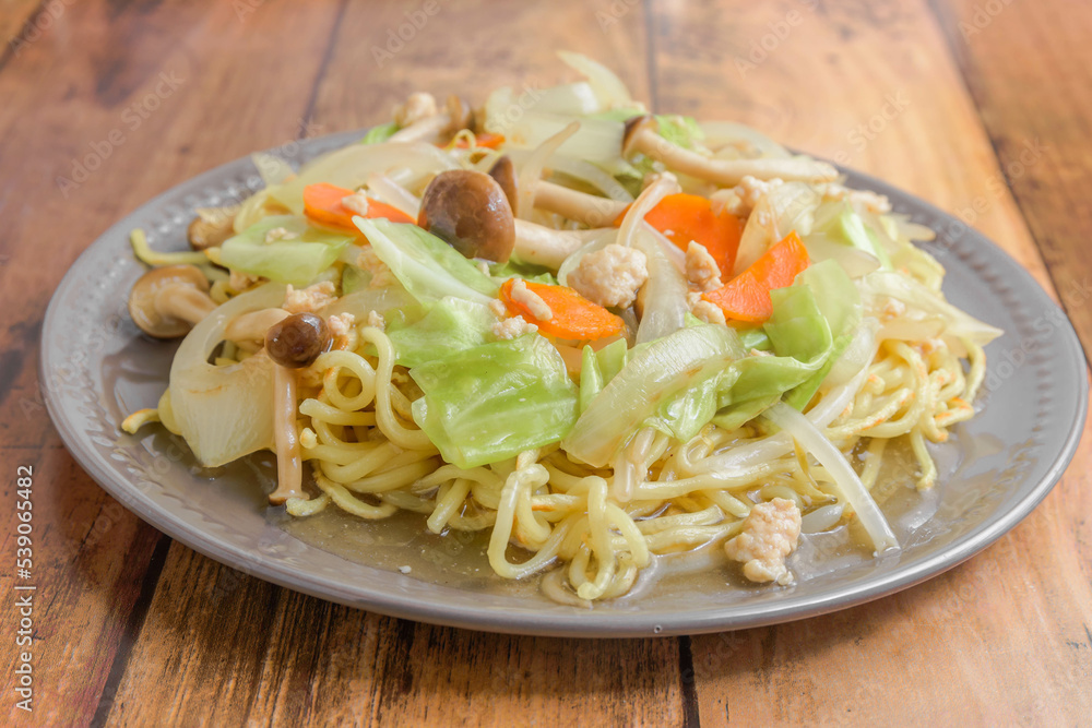 野菜の餡かけ焼きそば