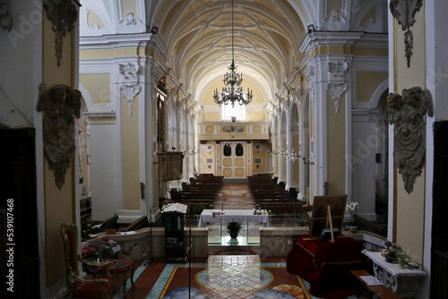 Fototapeta Praiano - Navata della Chiesa di San Luca dall'altare