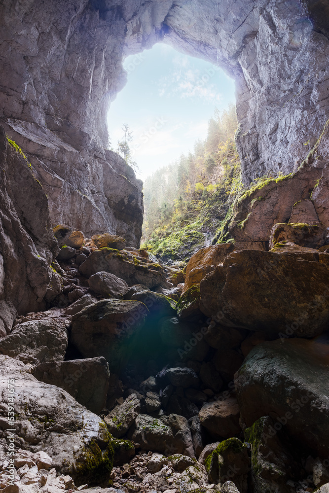 Fototapeta premium inside the cetatile ponorului cave, romania. beautiful scenery crafted by the nature