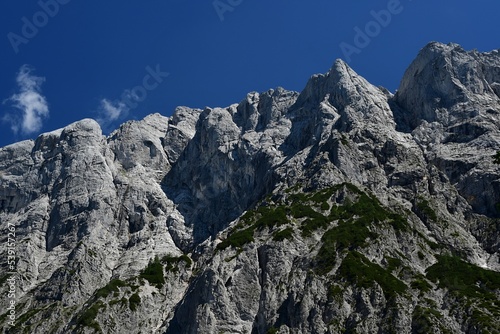 Skalna ściana ze szczytami Haindlkartum i Festkogelturm w Parku Narodowym Gesäuse w Steiermark (Austria)  © Lancan