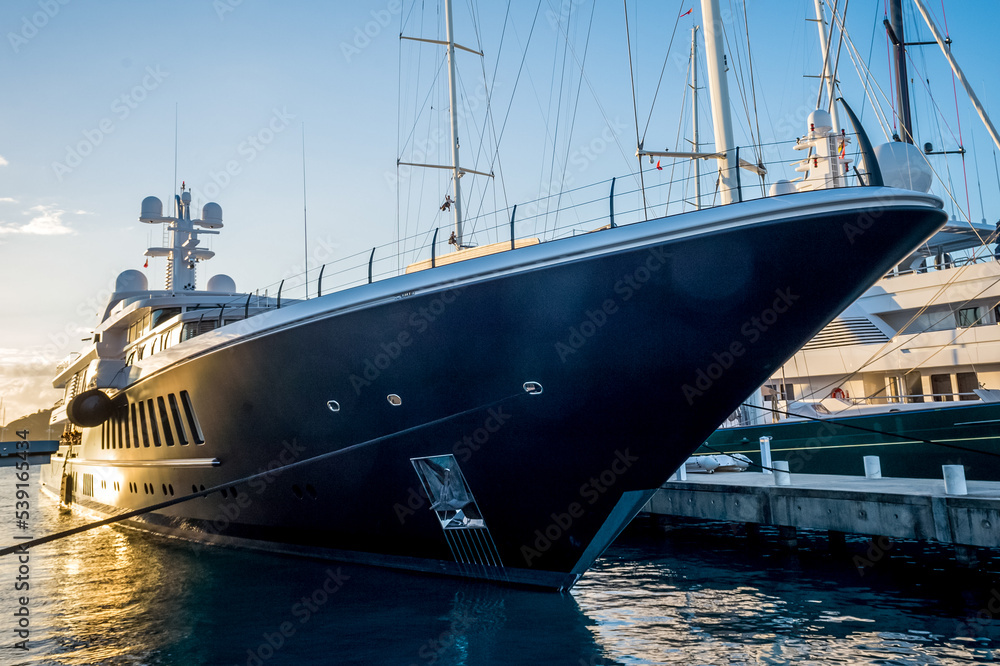 Naklejka premium Luxury yacht marina. Seashore on Caribbean