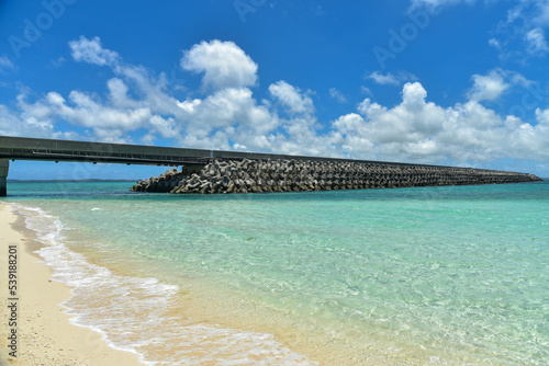 沖縄宮古島の美しい風景 © Raicho