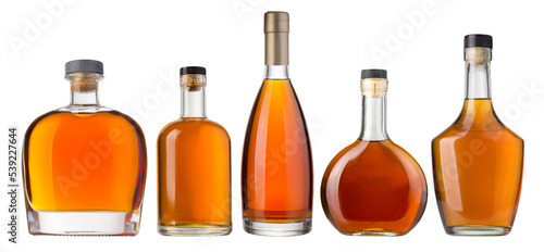 Fotografía whiskey bottles isolate