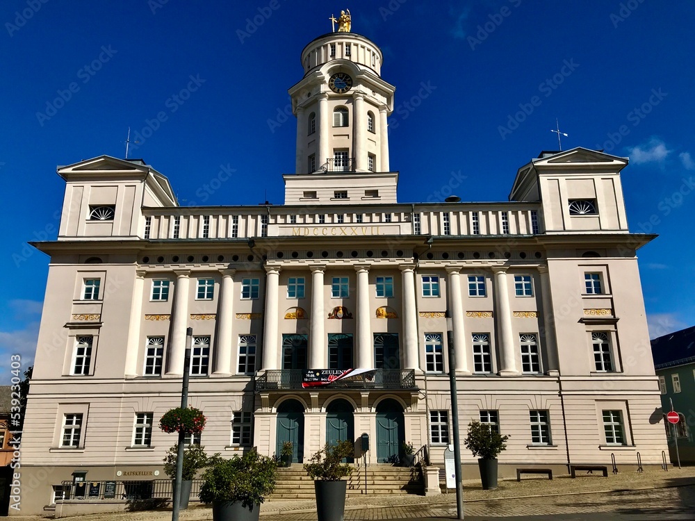 Fototapeta premium Stadtverwaltung Zeulenroda (Thüringen)