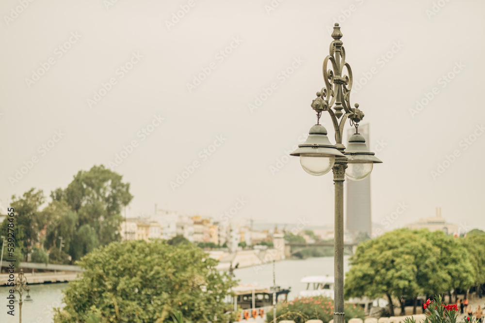 Obraz premium Spain, Seville 10-18-2022: the city seville in autumn