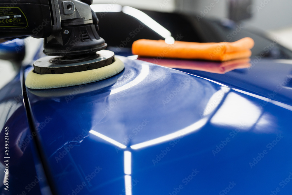 Hard wax car polishing with orbital polisher for remove scratches close