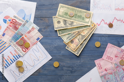 Different money with diagra...