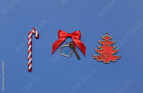 Key from new house, candy c...