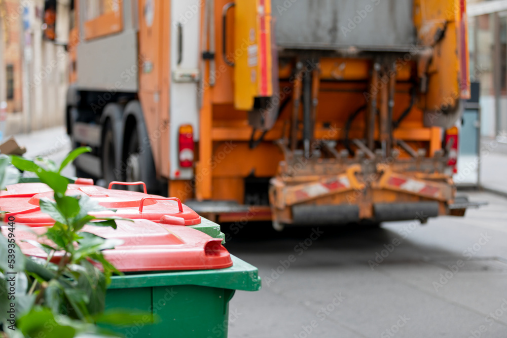 Recycling truck