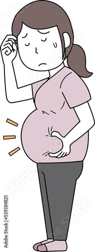 お腹の肉を気にする女性