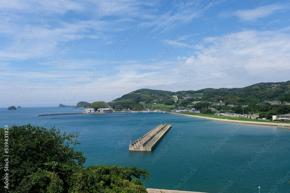 壱岐勝本町から見る湯本湾と島々