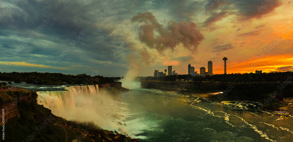Fototapeta premium American falls, Niagara falls at Night