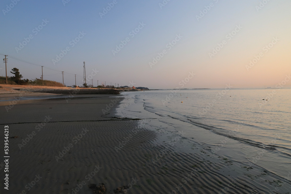 Obraz premium sunset on the beach